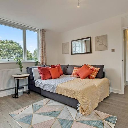Hidden Gem In Battersea W/ Free Parking Apartment London Exterior photo