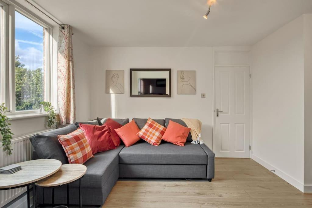 Hidden Gem In Battersea W/ Free Parking Apartment London Exterior photo