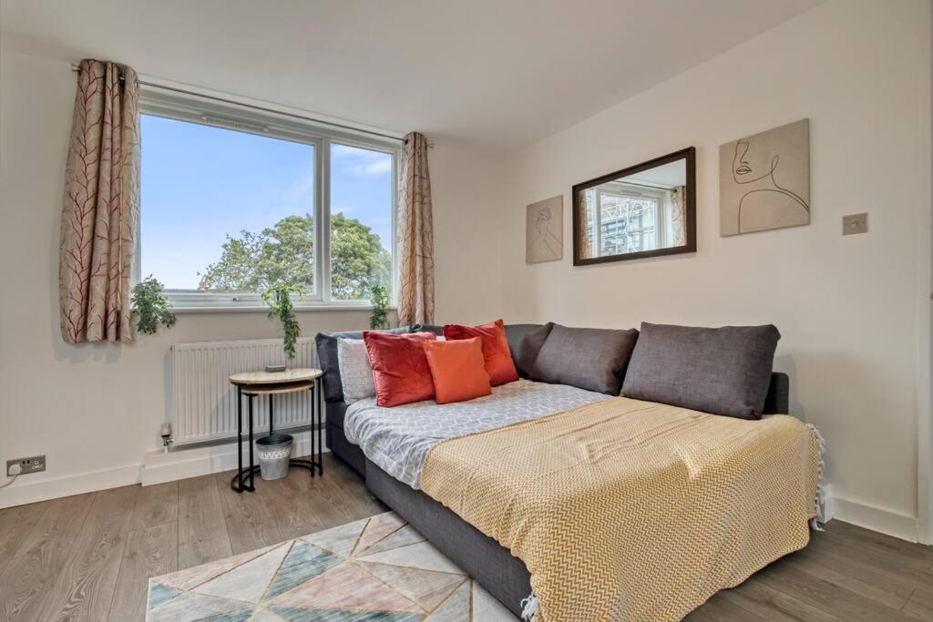 Hidden Gem In Battersea W/ Free Parking Apartment London Exterior photo
